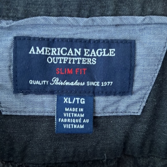 Mens American Eagle XL charcoal button down - Picture 3 of 5